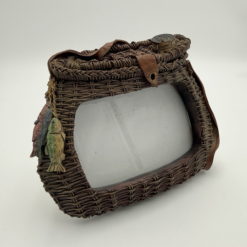 Picture Frame Fishing Creel Wicker Basket Photo Resin 5" x 3.5" Outdoors Camping